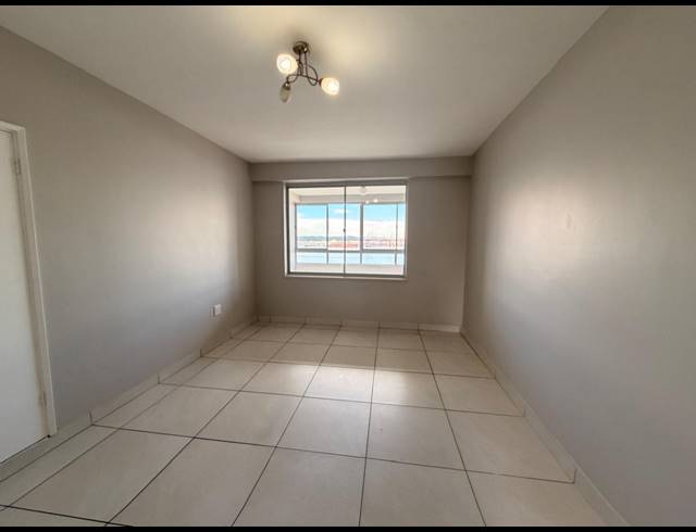 1.5 BEDROOM APARTMENT TO LET IN ESPLANADE